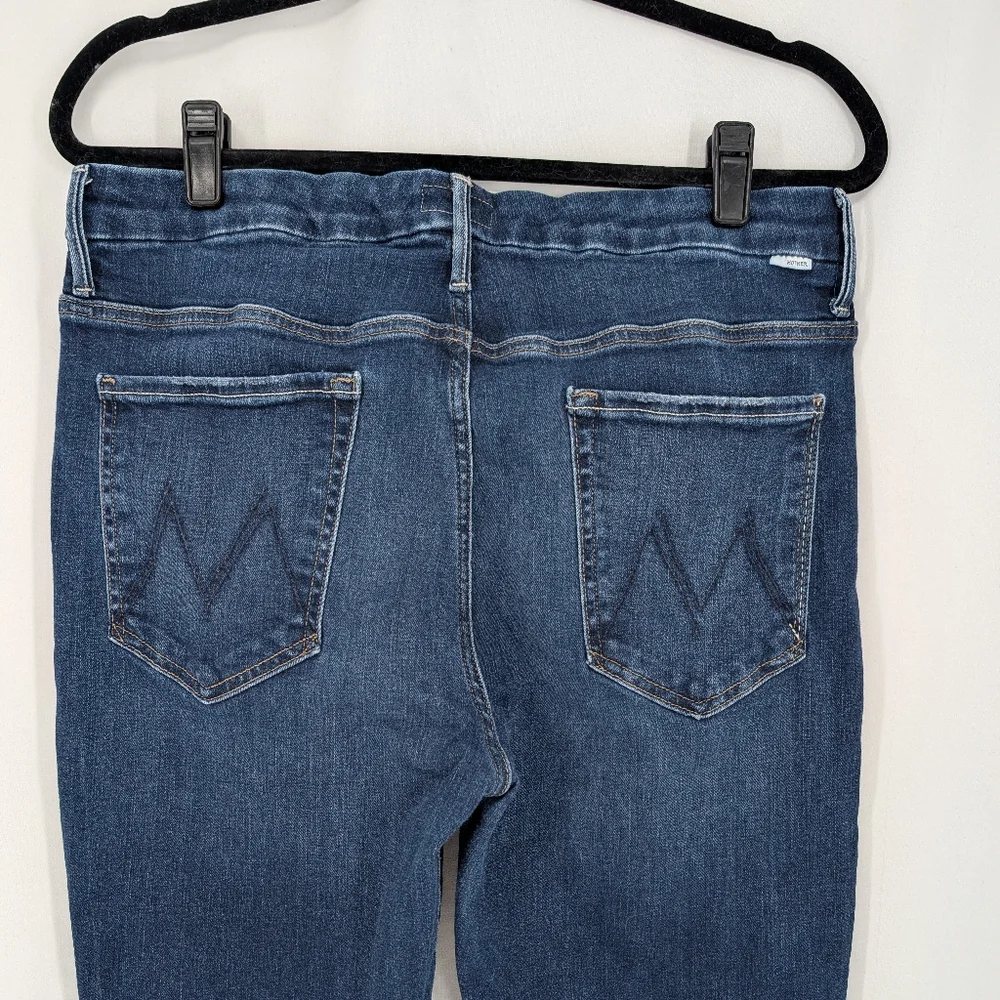 Mother High Waisted Looker Dark Wash Jeans Size 34 - Picture 5 of 10